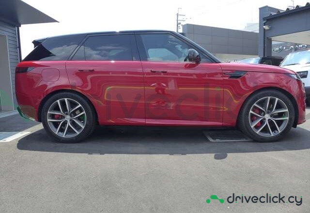 Land Rover Range Rover Sport Red
