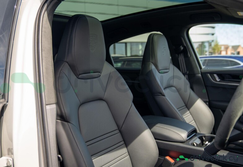 Porsche Cayenne Coupe Beige