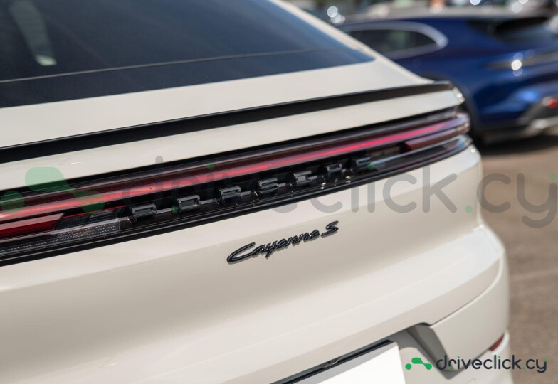 Porsche Cayenne Coupe Beige