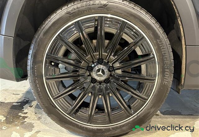 Mercedes GLB-class Black