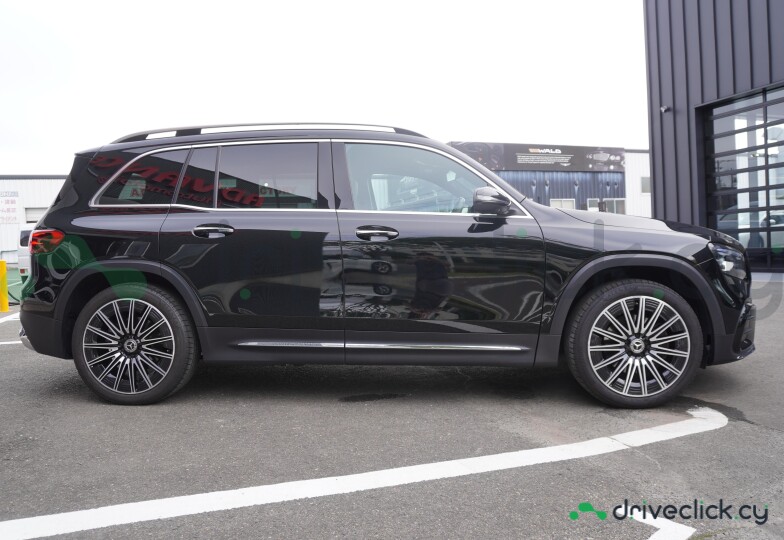 Mercedes GLB-class Black