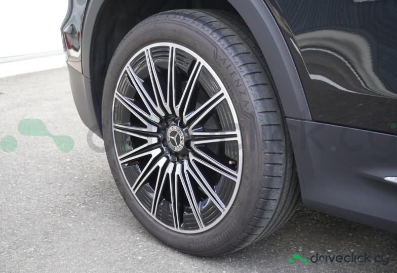 Mercedes GLB-class Black