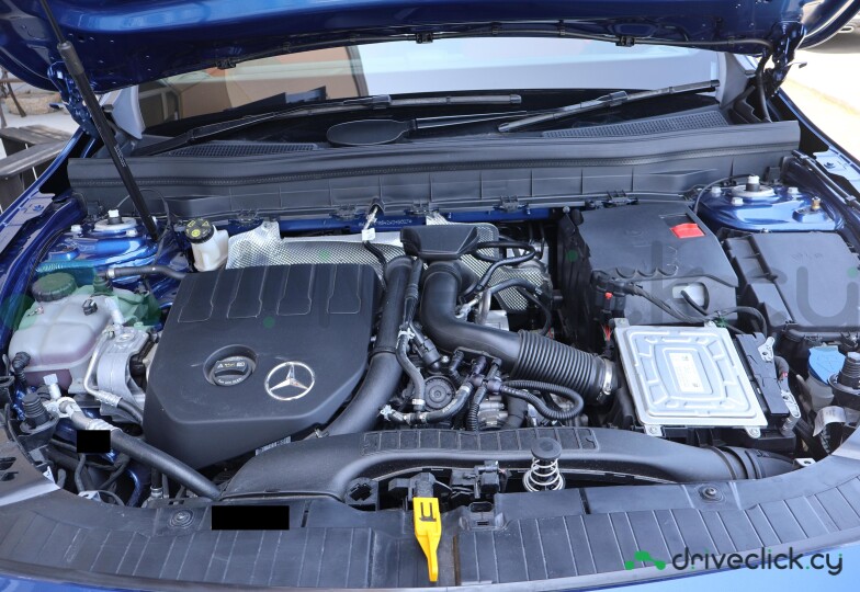 Mercedes GLB-class Blue
