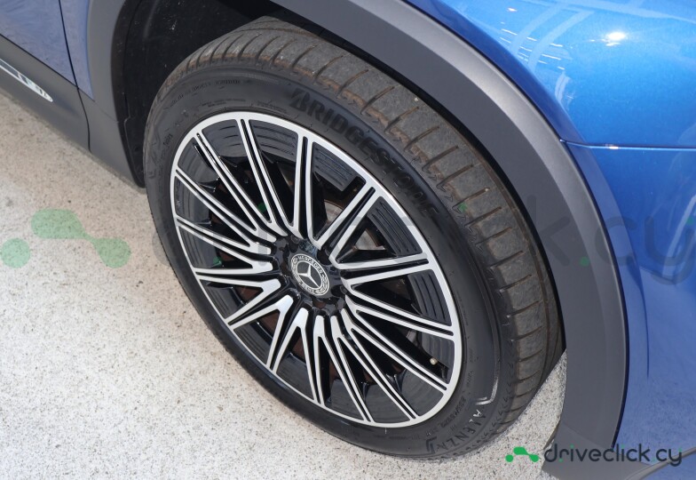 Mercedes GLB-class Blue