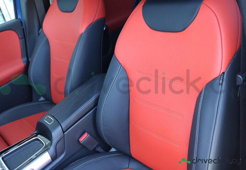 Mercedes GLB-class Blue