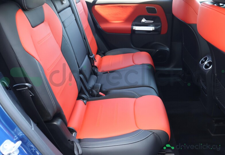 Mercedes GLB-class Blue