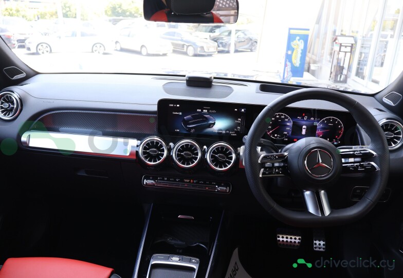 Mercedes GLB-class Blue