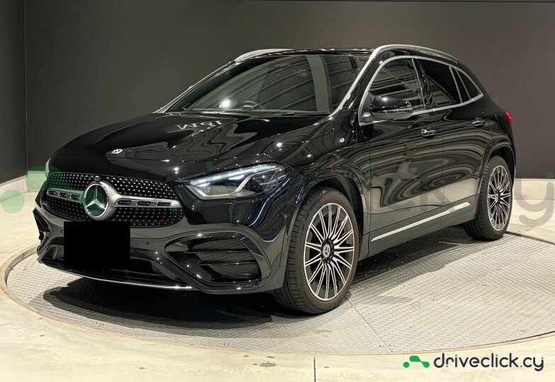 Mercedes GLA-class Black
