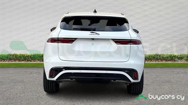 Jaguar F-Pace Белый
