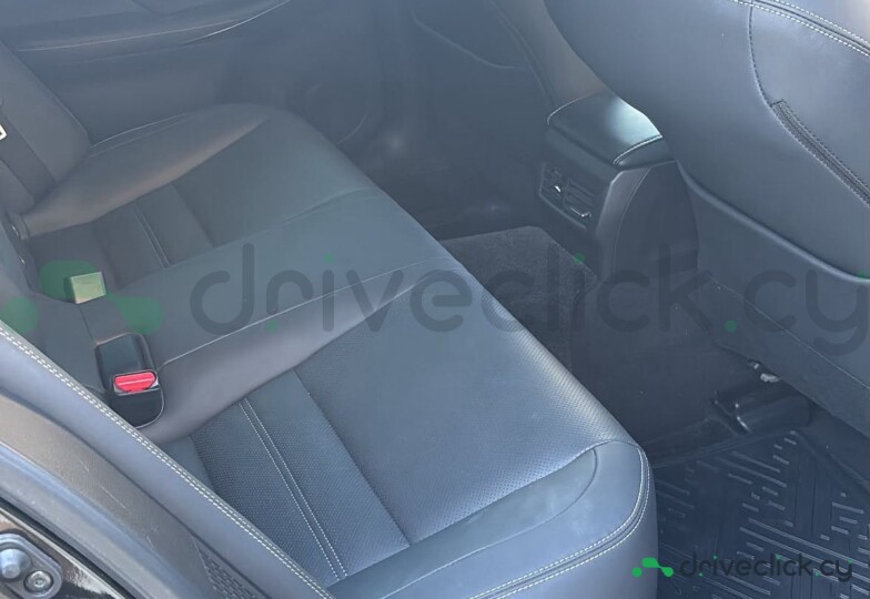 Lexus IS Black