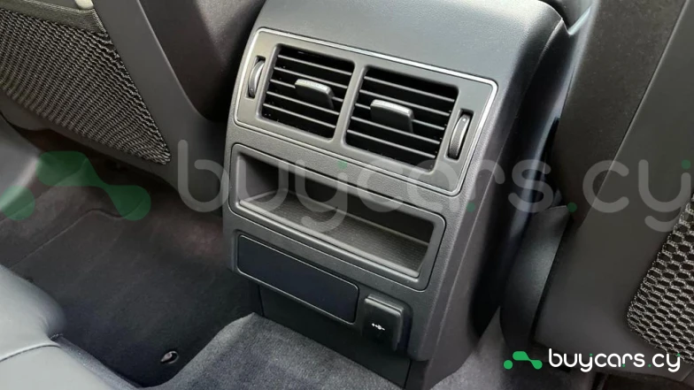 Jaguar F-Pace Белый