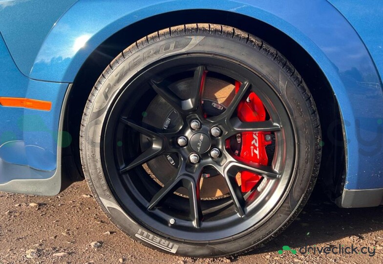Dodge Challenger Синий