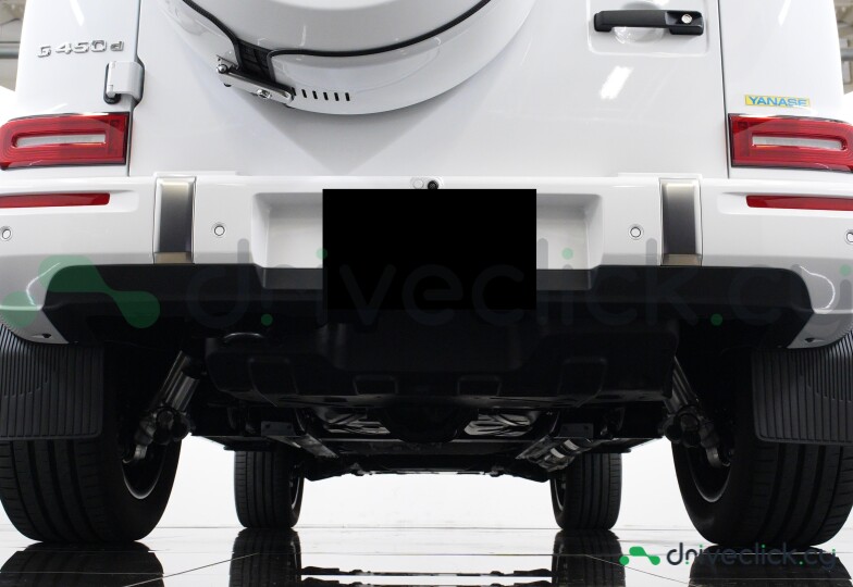 Mercedes G-class White
