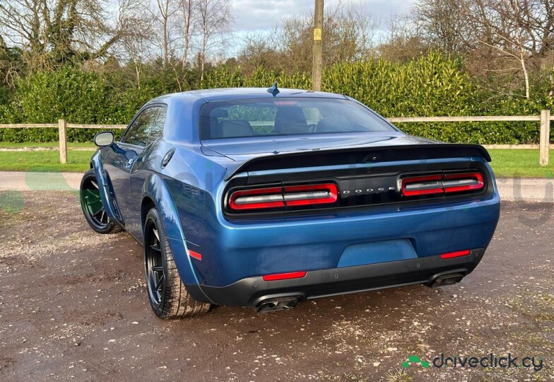 Dodge Challenger Синий