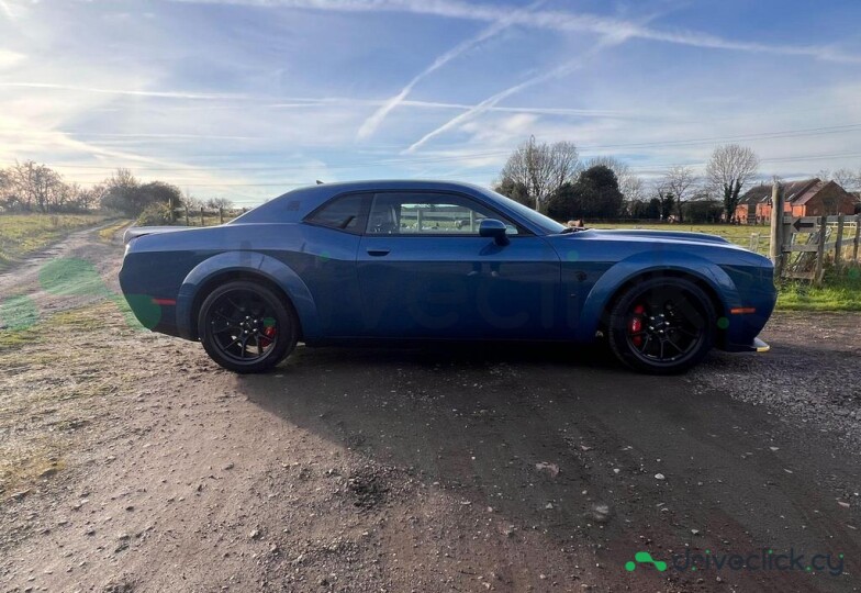 Dodge Challenger Синий
