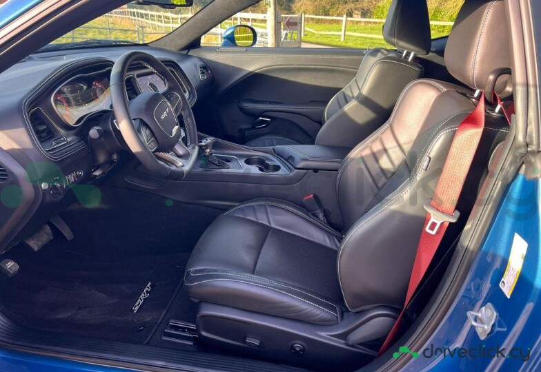 Dodge Challenger Синий