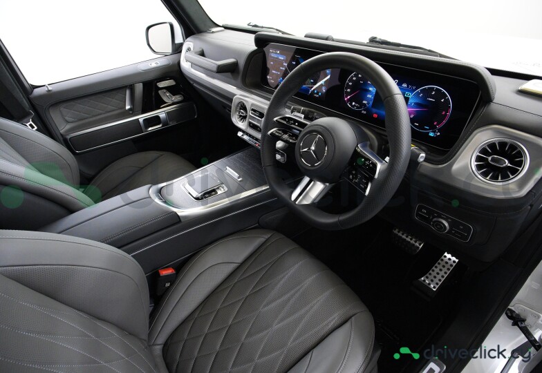 Mercedes G-class White