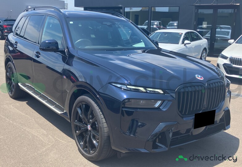 BMW X7 Black