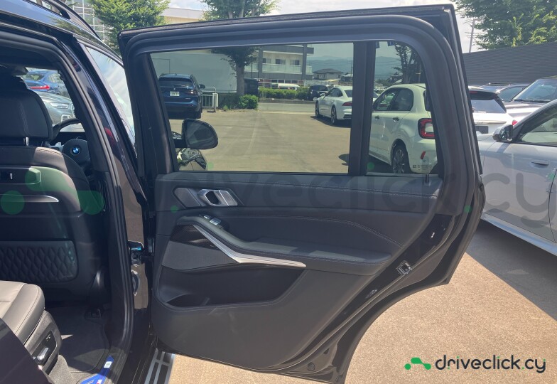 BMW X7 Black