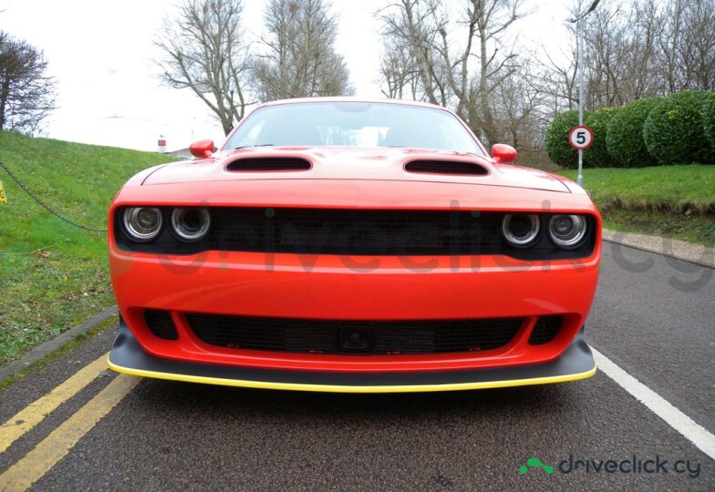 Dodge Challenger Red