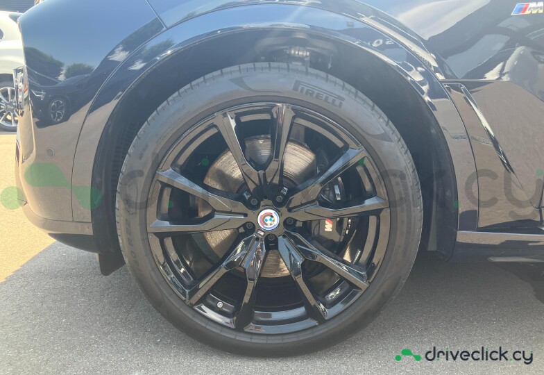 BMW X7 Black