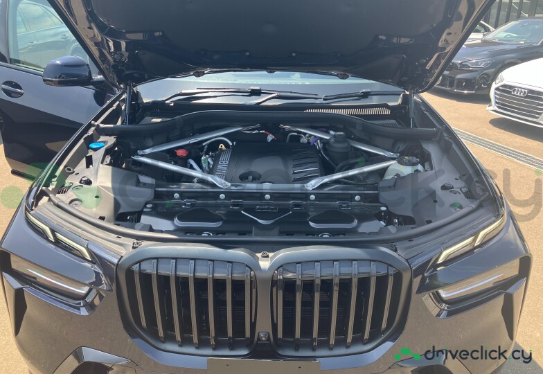 BMW X7 Black