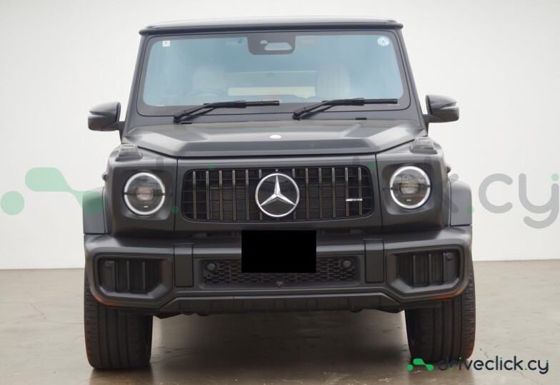 Mercedes G-class Black
