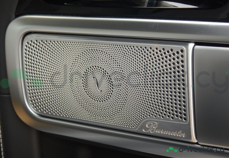 Mercedes G-class Black