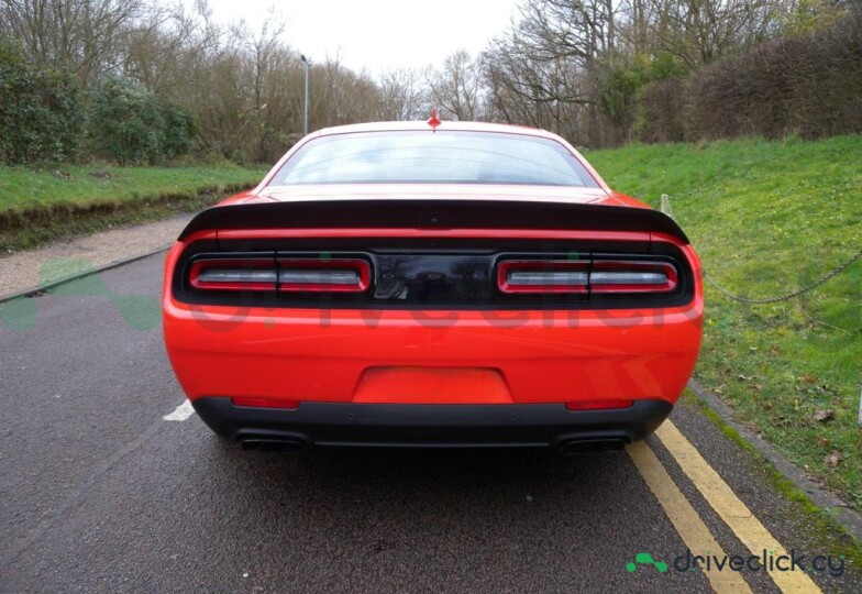 Dodge Challenger Red