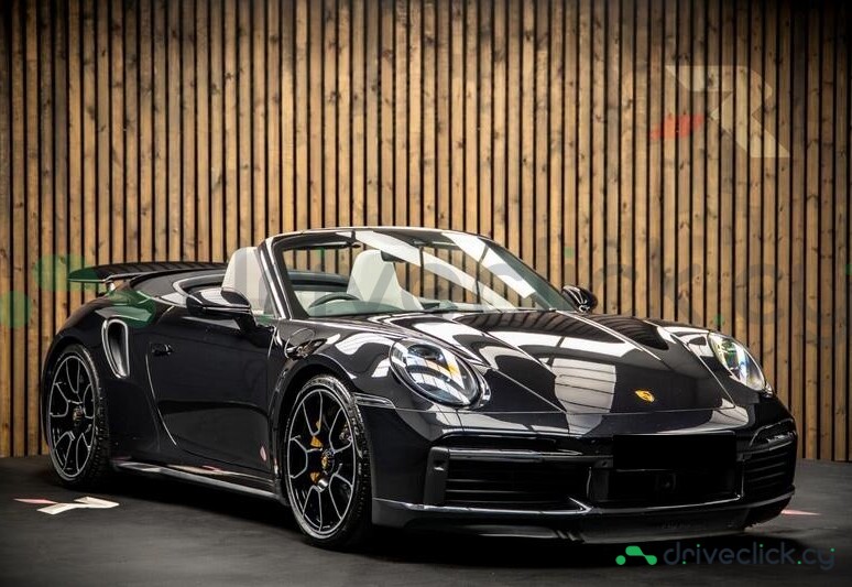 Porsche 911 Black