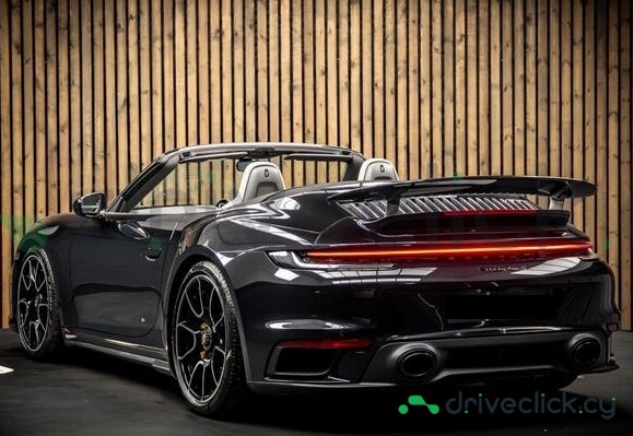 Porsche 911 Black