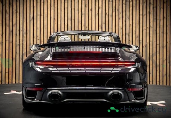Porsche 911 Black