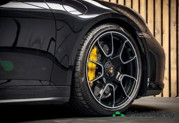 Porsche 911 Black