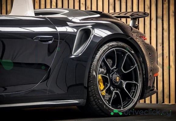 Porsche 911 Black