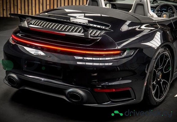 Porsche 911 Black