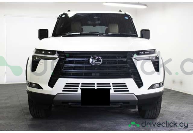 Lexus GX White