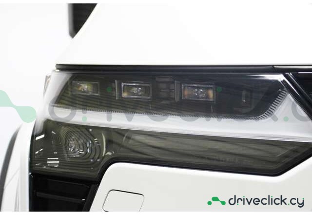 Lexus GX White