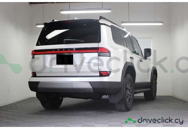 Lexus GX White