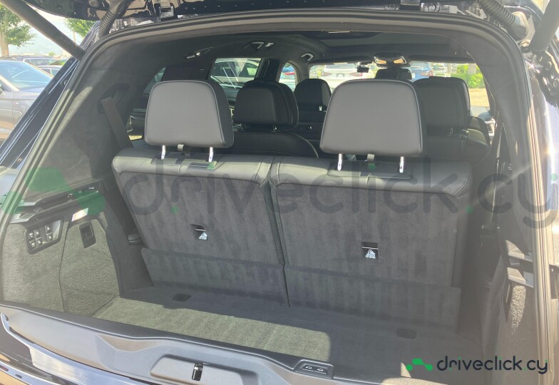 BMW X7 Black