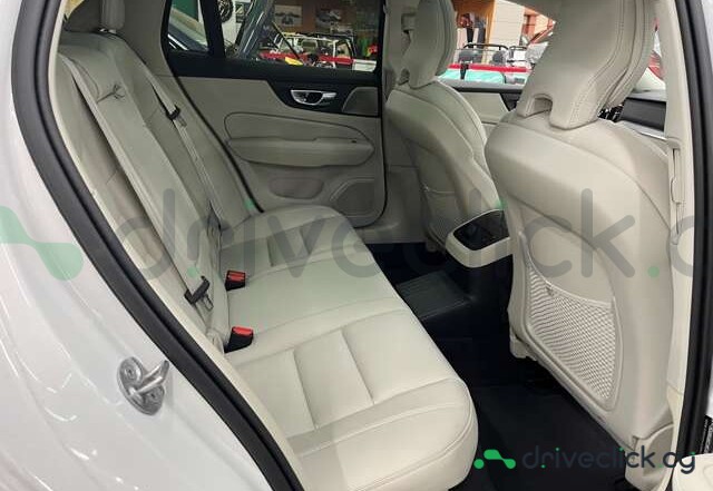 Volvo V60 White