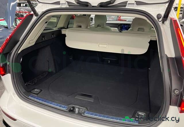 Volvo V60 White