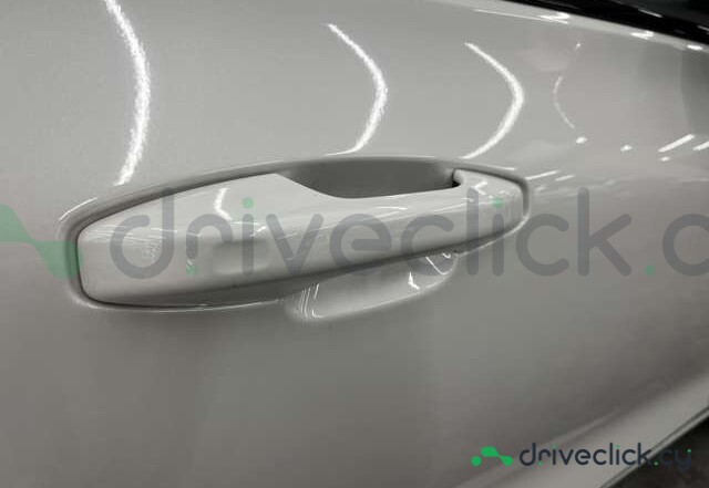 Volvo V60 White