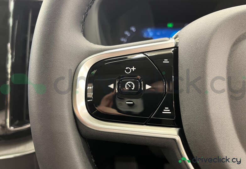 Volvo XC60 Grey