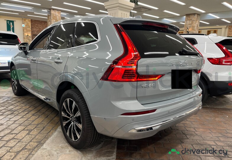 Volvo XC60 Grey