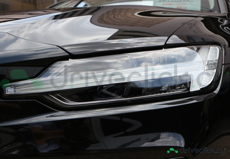 Volvo V60 Black