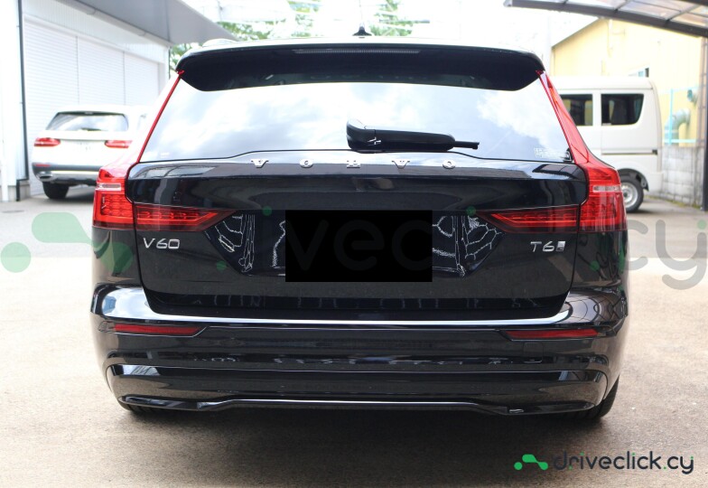 Volvo V60 Black