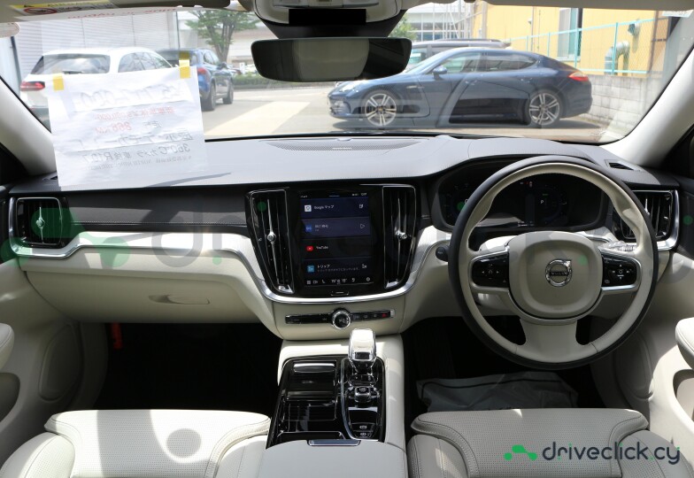 Volvo V60 Black