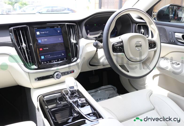 Volvo V60 Black