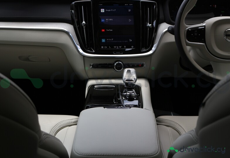 Volvo V60 Black