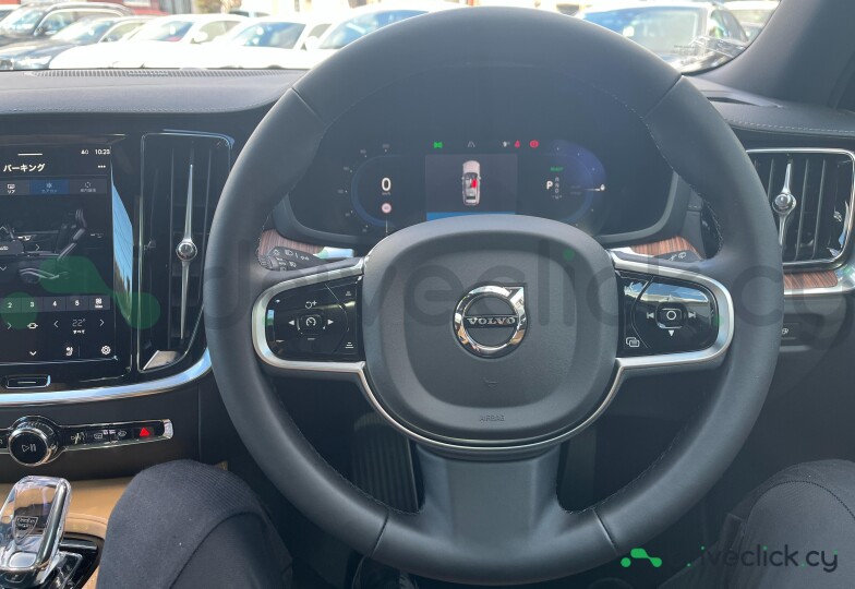 Volvo V60 Black